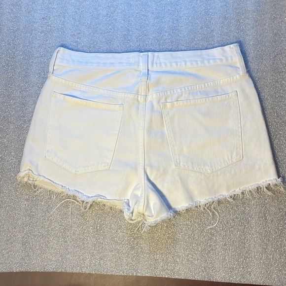 Madewell Relaxed Denim Shorts in Tile White 28 - Picture 3 of 10